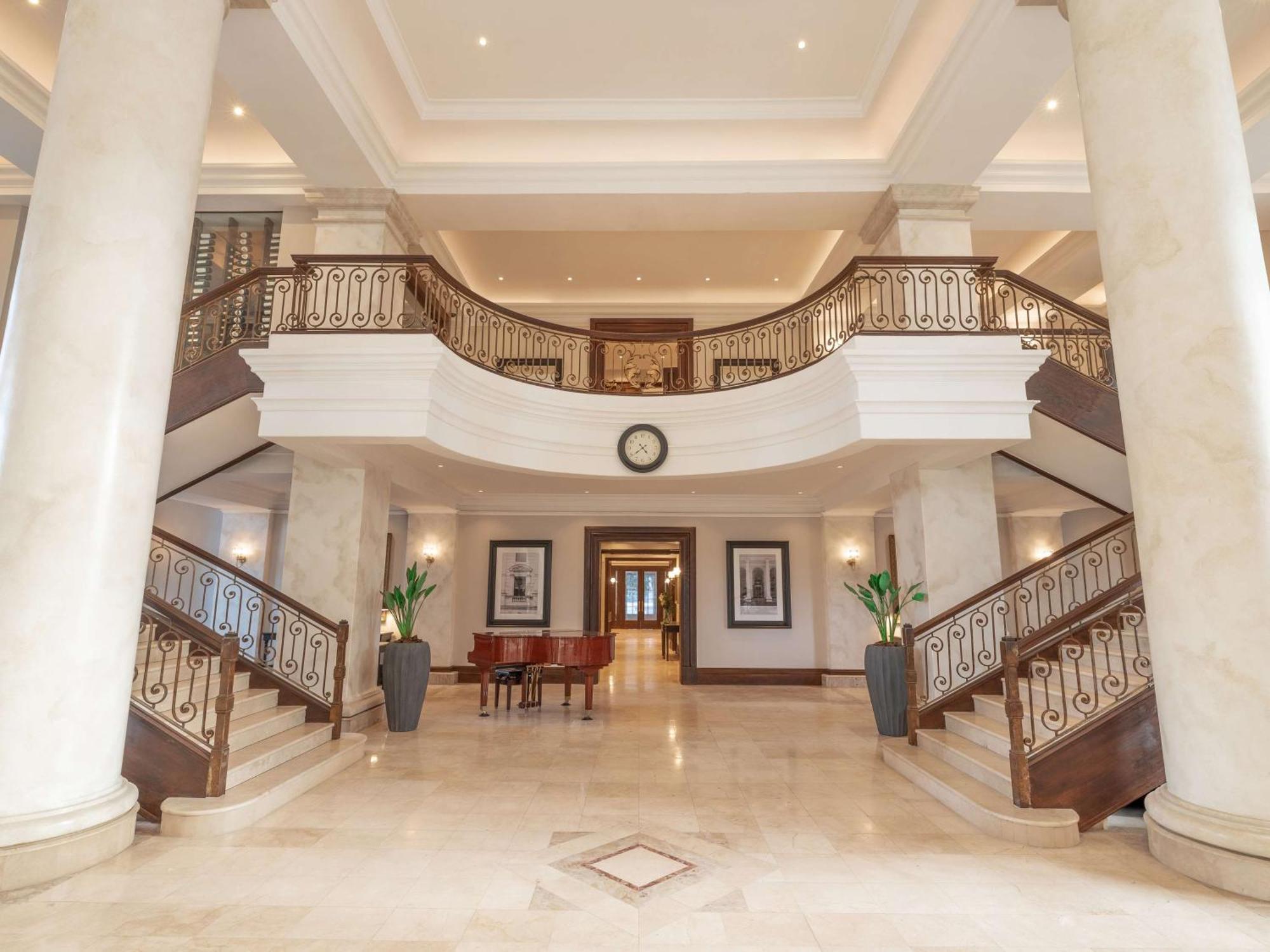 Southern Sun The Cullinan Kaapstad Buitenkant foto